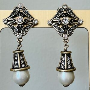 Heidi Daus OMEGA 🆕”Legendary Speechless”crystals for pierced ears earrings